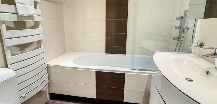 2 PIÈCES 52 M² LUXUEUX 2 PIÈCES IDÉALEMENT SITUÉ EN PLEIN CENTRE VILLE