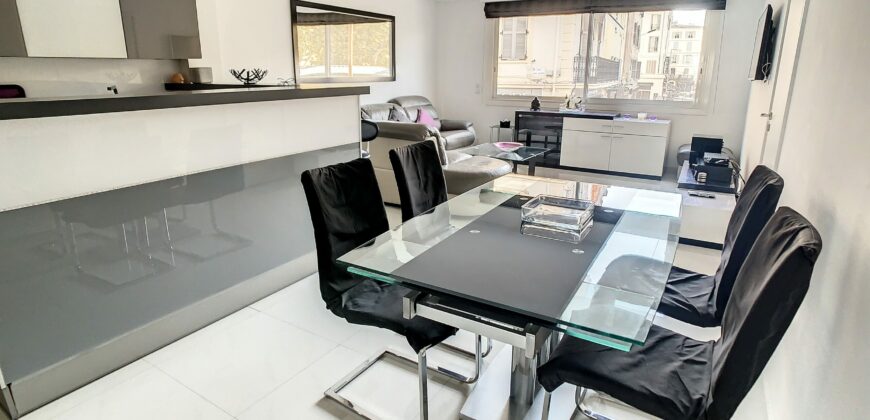 2 PIÈCES 52 M² LUXUEUX 2 PIÈCES IDÉALEMENT SITUÉ EN PLEIN CENTRE VILLE