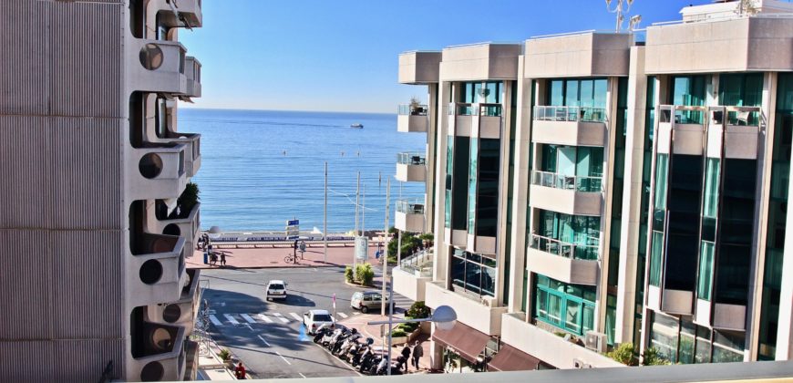 3 PIÈCES VUE MER À 100 MÈTRES DE LA CROISETTE