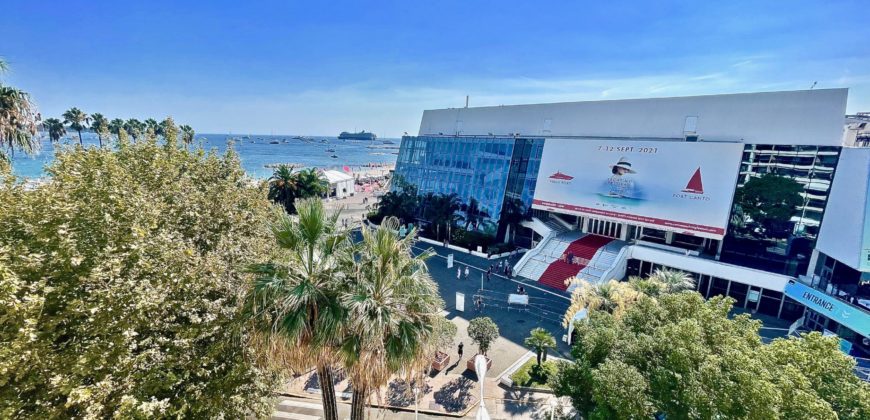 SPACIEUX 4 PIÈCES SUR LA CROISETTE EN FACE DU PALAIS DU FESTIVAL