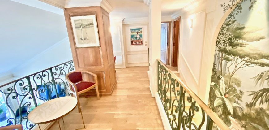 APPARTEMENT BOURGEOIS 5 PIÈCES PROCHE CROISETTE