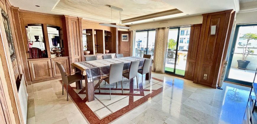 APPARTEMENT BOURGEOIS 5 PIÈCES PROCHE CROISETTE