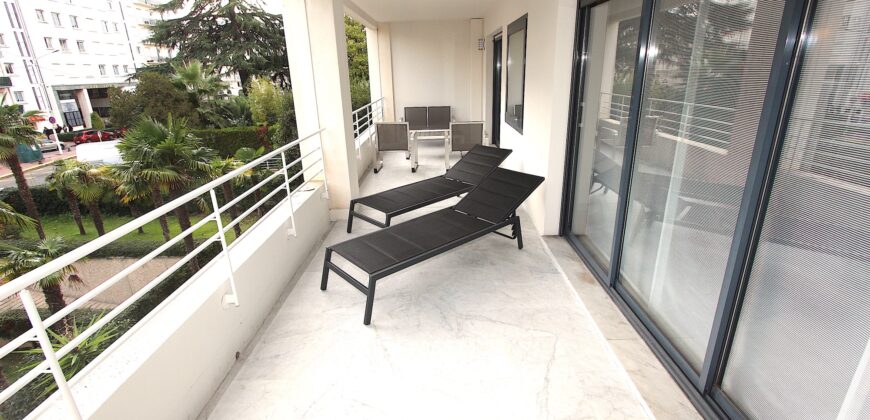 MAGNIFIQUE ET LUXUEUX 5 PIÈCES EN PLEIN CENTRE VILLE