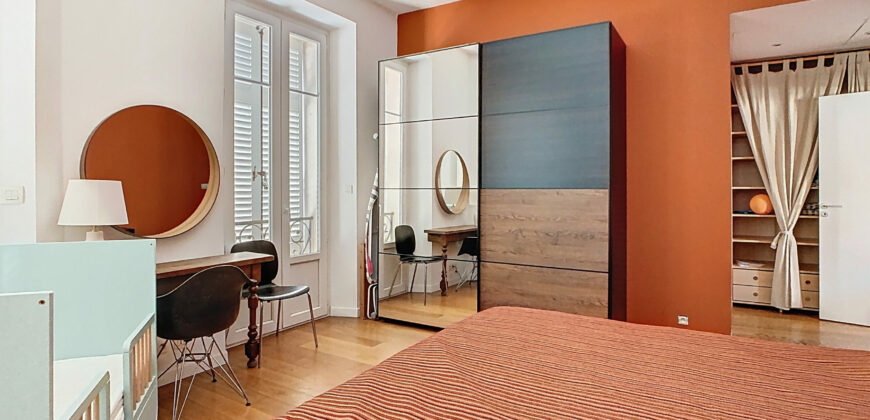 SPACIEUX 4 CHAMBRES CENTRE VILLE